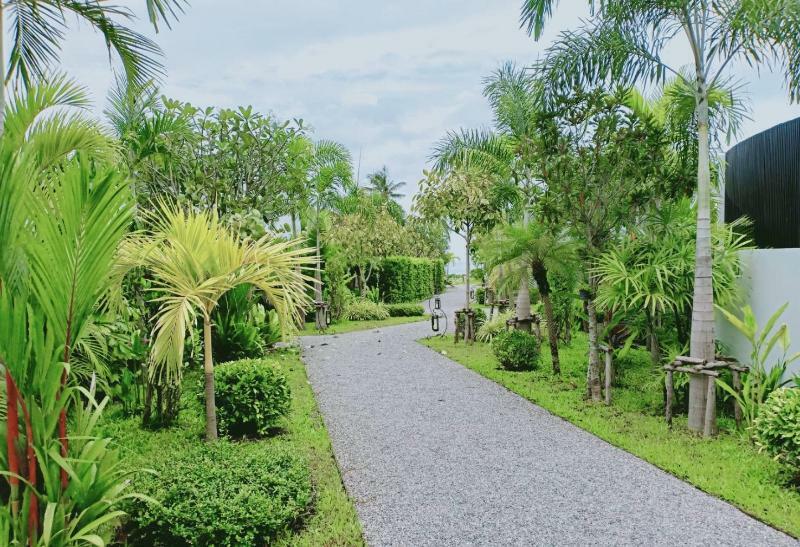 Tungtong Beach Villas Thap Sakae Exterior foto